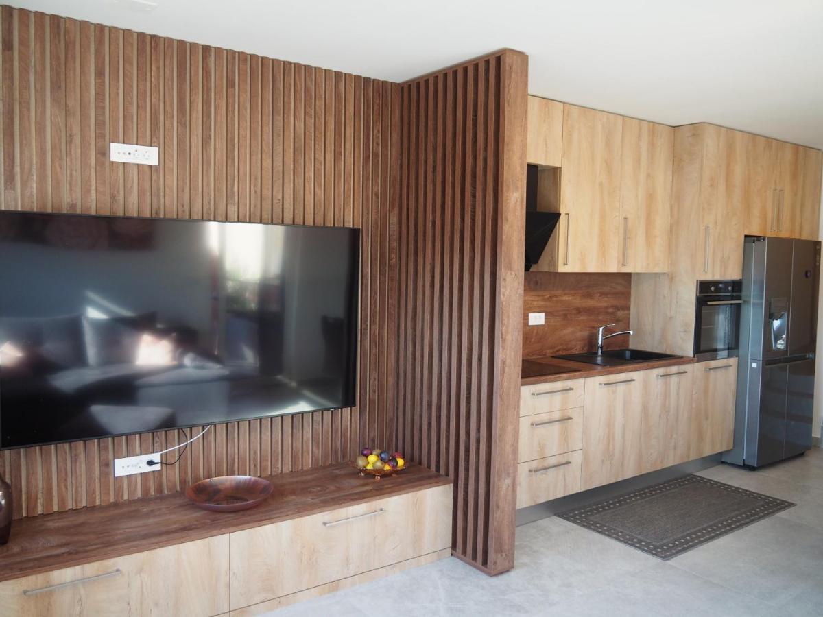 Apartment Rose Garden Sveti Filip i Jakov Ngoại thất bức ảnh